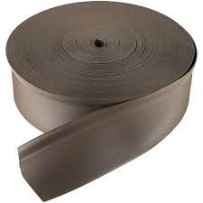 Zócalo flexible color café, vendido por yarda, utilizado para protección y acabado entre pared y piso, ideal para áreas interiores. Zócalo Color Café por Yarda